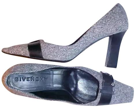 tradesy givenchy shoes|SOLD ON TRADESY Givenchy black pumps round toe .